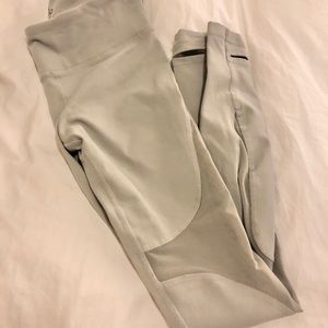 • Alo leggings •